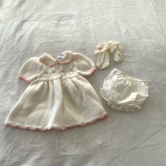 𝅺VINTAGE Mini Alone Baby Dress, Bloomers and Socks - Picture 1 of 8